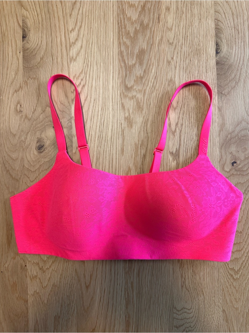 aerie Pink Smoothez Lace-Texture Bra with adjustable straps size medium